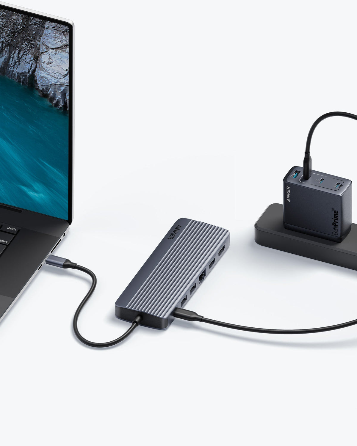 ANKERXI USB-C Hub (14-in-1, Triple Display)